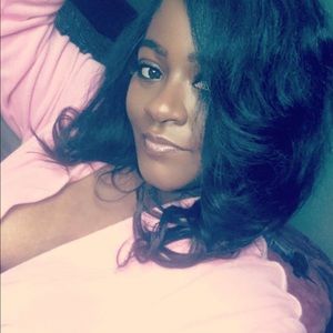 Meet your Posher, Ladasia